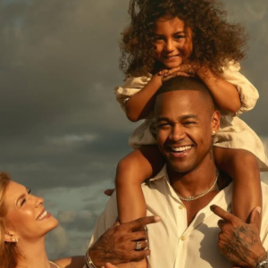 Grávida do segundo filho, Lore Improta se declara para Léo Santana; veja