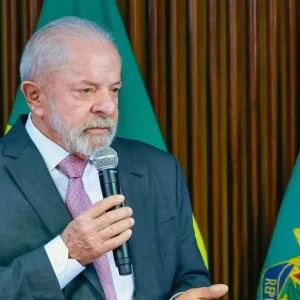 Atlas/Bloomberg: 52,5% desaprovam trabalho de Lula; 46,8% aprovam