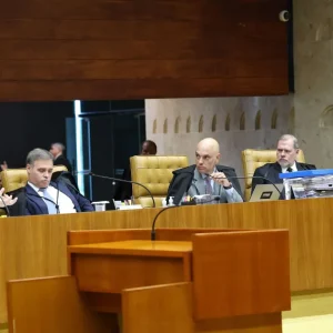 STF tem 3 votos para invalidar lei de SC contra cotas raciais