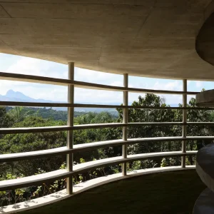 Inhotim celebra 20 anos com inauguração de três novas obras