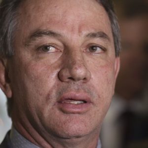 TSE adia conclusão de julgamento que pode cassar governador de Roraima