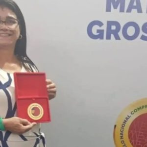 Secretária denuncia ameaças de morte e ataques misóginos por Whatsapp