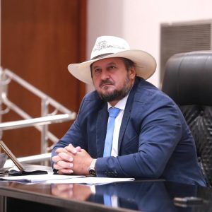 Justiça condena deputado Gilberto Cattani por falas homofóbicas contra associação LGBTQIA+ em MT