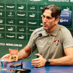 Zubeldía assume culpa por derrota do Fluminense e é direto sobre adiamento
