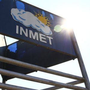 Regiões Nordeste e Sul têm alertas de temporais e ventos intensos