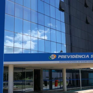 INSS paga segunda parcela do 13º a aposentados e pensionistas