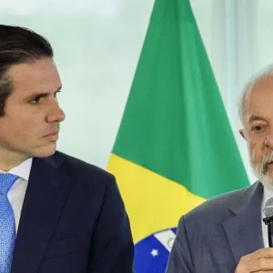 Após reunião decisiva entre Lula e Hugo, texto da 6×1 deve ser fechado hoje