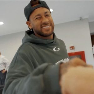 Edema na panturrilha: o que é problema que deve deixar Neymar fora dos gramados até a Copa