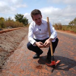 Presidente do TCE-MT vistoria rodovias estaduais, aponta asfalto destruído na MT-140 e critica “Portão do Inferno”