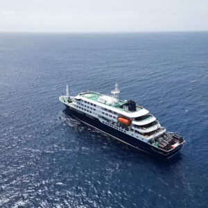 Governo das Canárias diz que não permitirá ancoragem de navio com casos de hantavírus; Espanha ordena desembarque