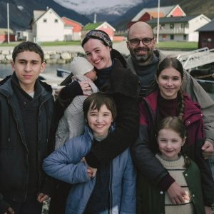 Palma de Ouro em Cannes vai para longa com atriz de Valor Sentimental e protagonista da Marvel