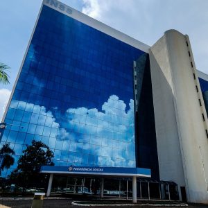 STF rejeita pedido de destaque para revisão de aposentadorias do INSS