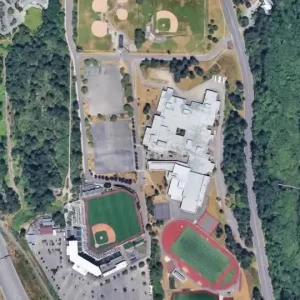 Pelo menos 6 ficaram feridos após um ataque a faca em escola de Washington