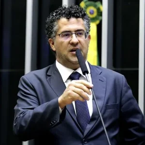 6×1 pode ficar só “no papel” sem mais auditores do trabalho, diz deputado