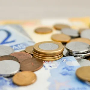 23% guardam dinheiro regularmente: retrato da reserva financeira