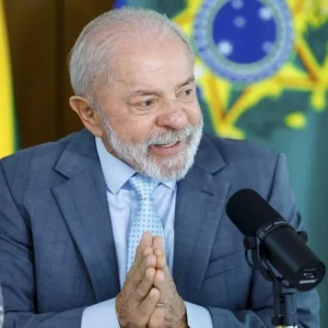 Lula ao The Washington Post: Cuba negociará com os EUA, mas sem imposições