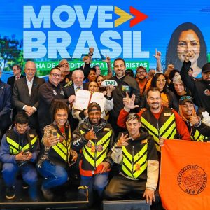 Lula cria programa de R$ 30 bilhões para motoristas de aplicativos