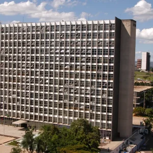 Militares do Exército viram réus por trote “chá de manta” em quartel