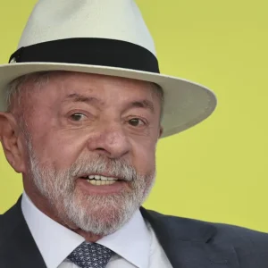 Lula anuncia maior entrega de tratamentos oncológicos da história do SUS
