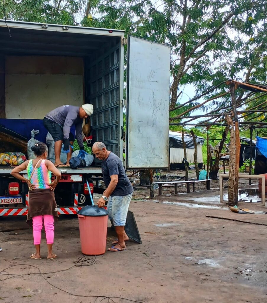 Famílias se retiraram pacificamente, antes mesmo do início do cumprimento forçado. Foto: CPT Marabá/PA