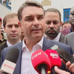 Quais os efeitos na pré-campanha de Flávio Bolsonaro após áudio a Vorcaro