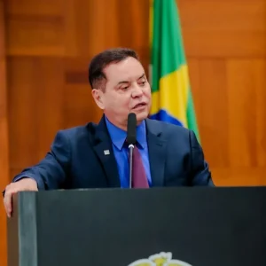 Eduardo Botelho apresenta projetos para humanizar cuidados paliativos e zerar fila de transplantes em Mato Grosso