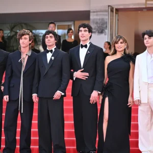 Com 20 minutos de palmas, “The Black Ball” tem maior 2º ovação de Cannes
