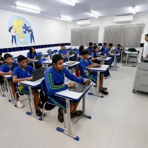 Grêmios estudantis avançam em 518 escolas estaduais de MT