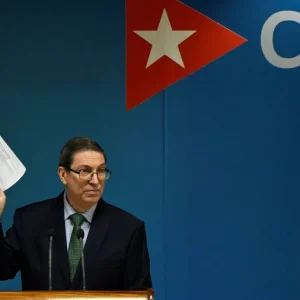 EUA estão em caminho que “pode levar a banho de sangue” na ilha, diz Cuba