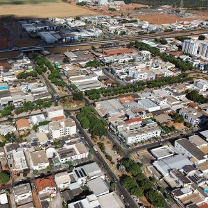 Empresas de Nova Mutum contratam profissionais para mais de dez áreas; salários chegam a R$ 8 mil