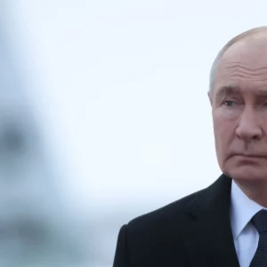 Putin diz que é cedo para dizer se drone que entrou na Romênia era russo