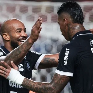 Bahia tem três gols anulados, perde e cai para o Remo na Copa do Brasil
