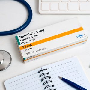 Casos graves de Influenza dobram no Brasil: quem deve tomar Tamiflu e quando o antiviral funciona