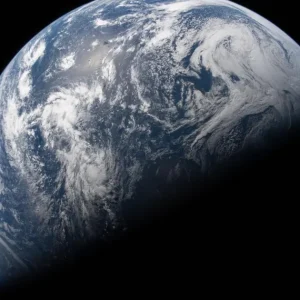 Astronauta revela vídeo inédito da chegada à Terra após retorno da Lua