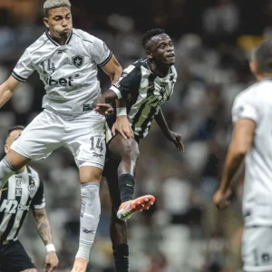 Atlético-MG vacila no final e cede empate ao Botafogo nos acréscimos