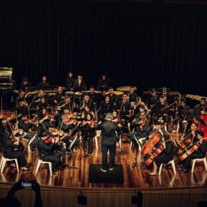 Orquestra CirandaMundo abre temporada artística 2026 sob regência de ex-aluno do projeto social da instituição