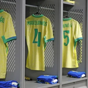 Copa do Mundo aumenta vendas de vestuário e calçados, diz pesquisa
