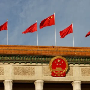 Guerra nunca deveria ter acontecido e rotas devem ser reabertas, diz China