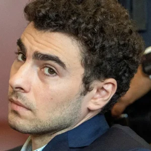 O que a decisão do juiz sobre provas significa para o caso Luigi Mangione?