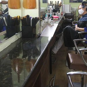 IBGE: setor de serviços recua 1,2% em março