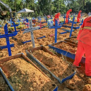 Lei define 12 de março Dia Nacional em Memória das Vítimas da Covid-19