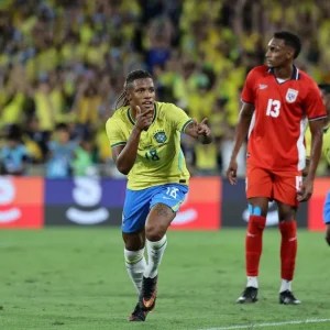 Palmeiras aposta na contratação de Danilo para fechar elenco em 2026