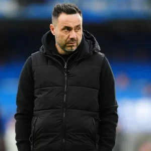 Premier League: De Zerbi diz que seguirá no Tottenham mesmo se rebaixado