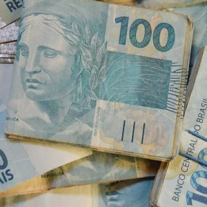Análise: Custo da dívida brasileira é maior do que outros países