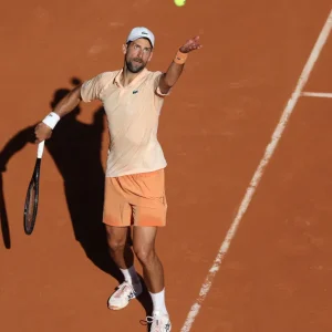 Novak Djokovic deixa futuro em aberto após eliminação em Roland Garros