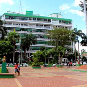 Cuiabá sanciona ‘lei dos escapamentos barulhentos’