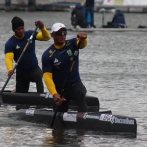 Brasil leva dois ouros na Copa do Mundo de canoagem e paracanoagem