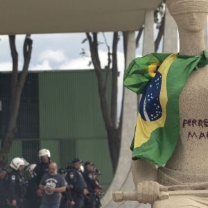 Débora do Batom recorre para ser beneficiada pela Lei da Dosimetria 