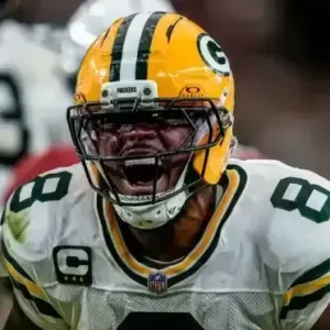 Astro da NFL é preso nos EUA por acusações de violência doméstica