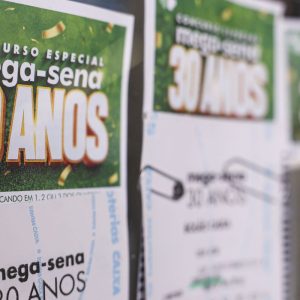 Mega 30 anos sorteia prêmio especial de R$ 300 milhões neste domingo